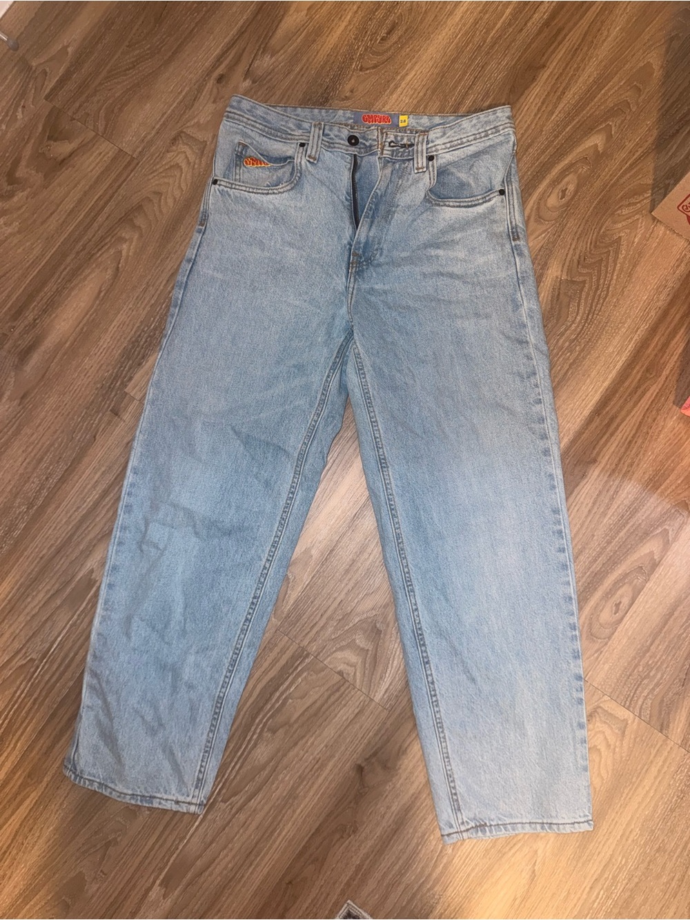 Relaxed Light Blue Denim Jeans for Men — Classic Casual Fit